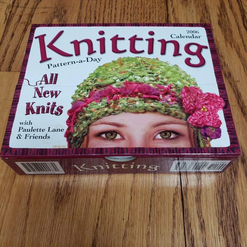 Knitting Pattern-a-Day Calendar 2006 Paulette Lane Craft Pattern Desk Calendar